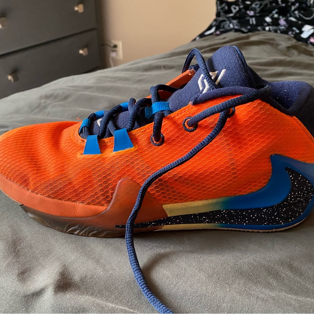 Nike